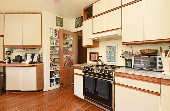 Kitchen North and East counters